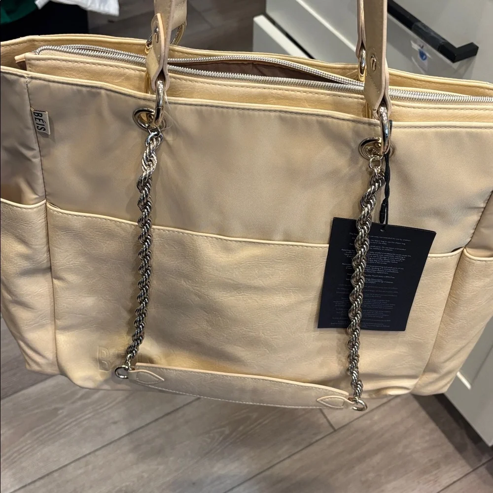 BEIS The Diaper Bag. New!